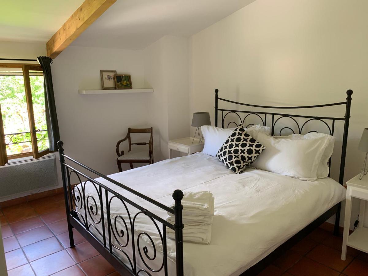 Maison Moutas Le Thoronet Exterior photo